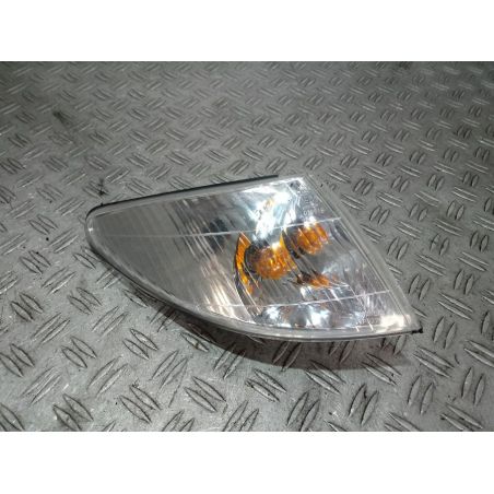 KIERUNKOWSKAZ PRAWY MAZDA PREMACY 2003 