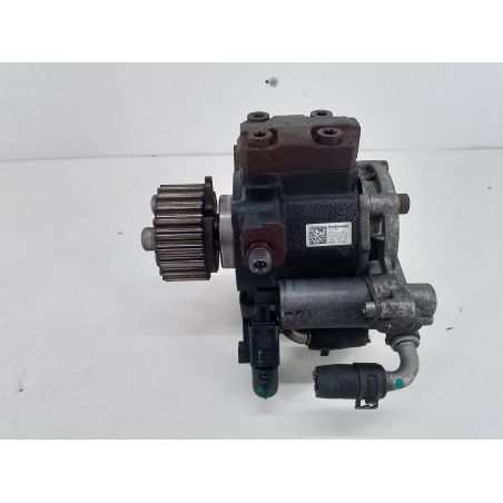 POMPA WTRYSKOWA VW GOLF VI 1.6 TDI 105KM 1.6 TDI 2011 03L130755E  180111-032812 