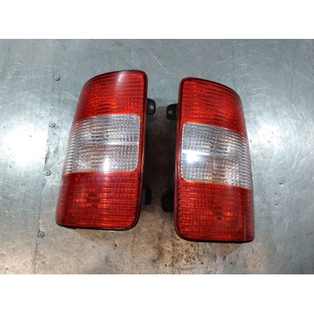 LAMPY TYŁ KOMPLET VW CADDY II 1.6 8V 2006 4VEX-13A602-AA   4VEX-13440-AA   4VEX-13450-AA   4VEX-13A603-AA    