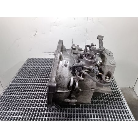 SKRZYNIA BIEGÓW MANUALNA OPEL SIGNUM 1.9 CDTI 2003 F40 