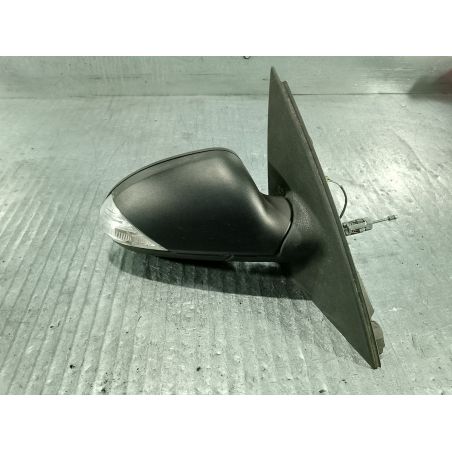 LUSTERKO PRAWE SMART FORFOUR I 1.1 12V 2005 MN902101 