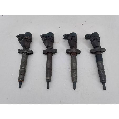 WTRYSKIWACZ RENAULT MASTER II 2.5 DCI 2002 8200101135 