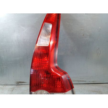 LAMPA TYLNA PRAWA VOLVO V50 1.6 16V 2003 30678748 