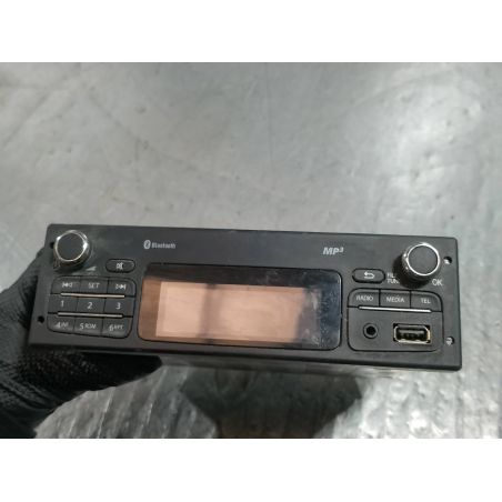 RADIO RENAULT KANGOO II ( 08 -  ) 1.5 DCI 2009 281150213R 