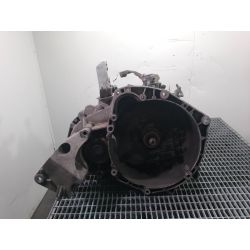 SKRZYNIA BIEGÓW MANUALNA OPEL VECTRA C 1.9 CDTI2007F40                                            