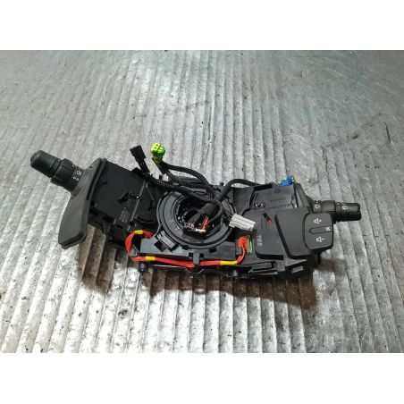 PRZEŁĄCZNIK ZESPOLONY RENAULT MODUS 1.4 16V 2005 8201590627-A     7701057090-A 