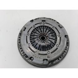 KOŁO DWUMASOWE KOMPLETNE SKODA KAMIQ ( 2019-2024 ) 1.5 TSI202005E105266B  04R141016J                                              