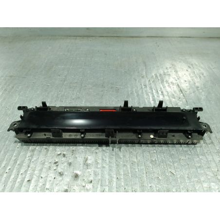 LICZNIK RENAULT SCENIC II ( 03-09 ) 1.9 DCI 1.9 DCI 2007 8200494956A 