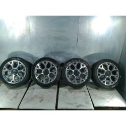 FELGI ALUMINIOWE KOMPLET 17 Z OPONAMI FIAT 500L 1.3 D MTJ2013735579512                                            