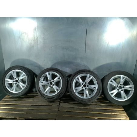FELGI ALUMINIOWE KOMPLET 17 Z OPONAMI AUDI A4 B9 2.0 TDI 2015 225/50 R17  94Y   8WC601025 