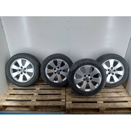 FELGI ALUMINIOWE KOMPLET 17 Z OPONAMI OPEL INSIGNIA 1.8 ECOTEC 140KM 1.8 16V 2010 13235010 SJX  17X7 