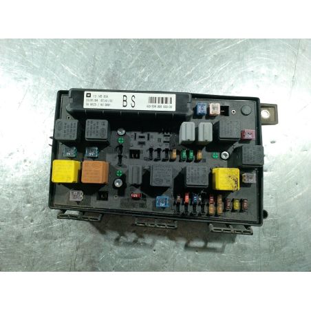 SKRZYNKA BEZPIECZNIKÓW OPEL ASTRA H 1.7 CDTI 2004 13145039BS  5DK008668-30   743381-00   1534937 