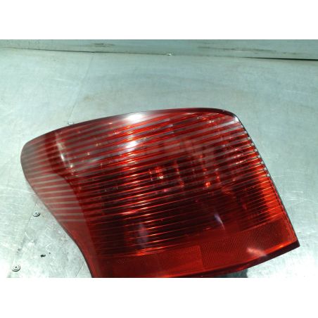 LAMPA TYLNA LEWA PEUGEOT 407 SW 1.6 HDI 2005 