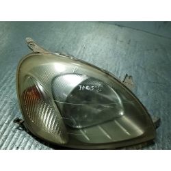 LAMPA PRZÓD PRAWA TOYOTA YARIS I ( 99-05 ) 1.02002                                            
