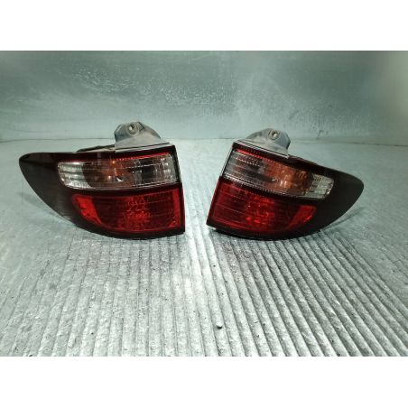 LAMPY TYŁ KOMPLET TOYOTA PREVIA II ( 00-05 ) 2.4 B 2000 28-142     