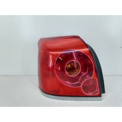 LAMPA TYLNA LEWA TOYOTA AVENSIS II T25 2.0 D-4D 116KM2.0 D4D2005                                            