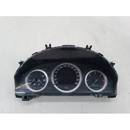 LICZNIK MERCEDES-BENZ KLASA C W204 2.2 CDI 136KM 2.2 CDI 2008 A2044400111  A2C53322053 