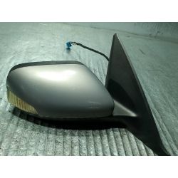 LUSTERKO PRAWE VOLVO V50 2.0 HDI 2005                                            