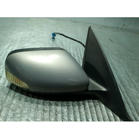 LUSTERKO PRAWE VOLVO V50 2.0 HDI  2005 