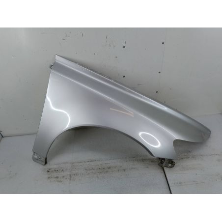 BŁOTNIK PRAWY PRZÓD VOLVO V50 2.4 2005 