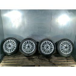 FELGI ALUMINIOWE KOMPLET 17 Z OPONAMI FIAT 500 1.4 16V1.4 16V2014215/55  R17  98V  XL                                            