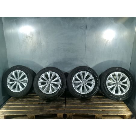 FELGI ALUMINIOWE KOMPLET 17 Z OPONAMI VW TIGUAN I 2.0 TDI 140KM 2.0 TDI 2013 