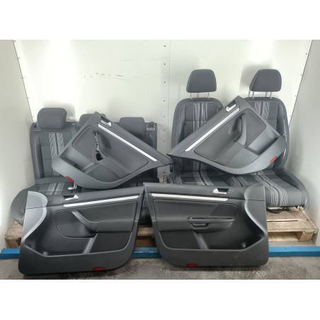 FOTELE KANAPA BOCZKI KOMPLET VW GOLF VI 1.2 TSI 105KM 1.2 TSI 2012 