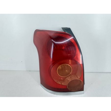 LAMPA TYLNA LEWA TOYOTA AVENSIS II T25 2.0 D-4D 116KM 2.0 D-4D 2003 