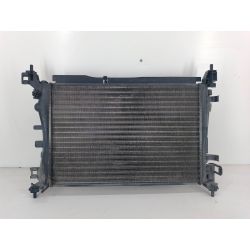 CHŁODNICA WODY Z WENTYLATOREM FIAT GRANDE PUNTO 1.41.4 8V20085480005                                                        