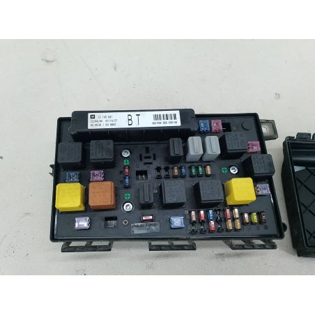 SKRZYNKA BEZPIECZNIKÓW OPEL ASTRA H 1.6 16V 1.6 16V 2004 13145041BT   