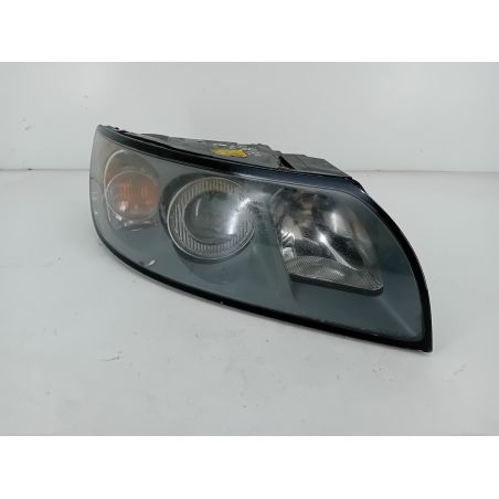 LAMPA PRZÓD PRAWA VOLVO V50 2.0 D 136KM 2.0 D 2007 30698886RH 