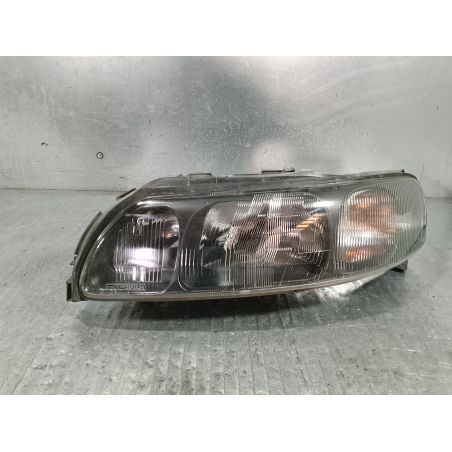 LAMPA PRZÓD LEWA VOLVO S60 ( 00-10 ) 2.4 2.4 2003 