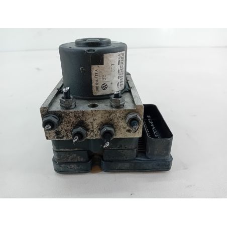 POMPA ABS VW CADDY III 1.9 TDI 104KM 1.9 TDI 2005 2K0614117A  2K0907379A 