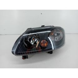 LAMPA PRZÓD LEWA VW CADDY III 1.9 TDI 104KM1.9 TDI2006                                            