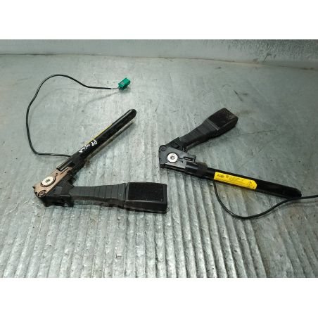 ZAPINKI, SPINKI PASA PRZÓD KOMPLET OPEL ASTRA H 1.9 CDTI 2006 55558787        0261208396 1 