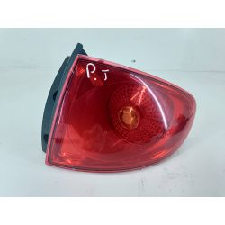 LAMPA TYLNA PRAWA SEAT ALTEA 1.9 TDI 105KM1.9 TDI20075P0945096E                                            