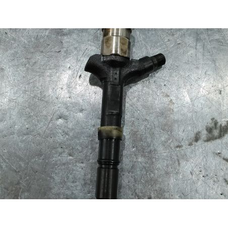 WTRYSKIWACZ TOYOTA RAV 4 2.0 D4D 2002 23670-27030 