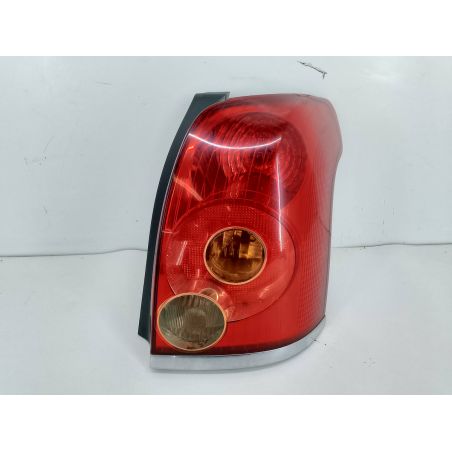 LAMPA TYLNA PRAWA TOYOTA AVENSIS II T25 2.0 VVT-I 147KM 2.0 VVT-I 2003 