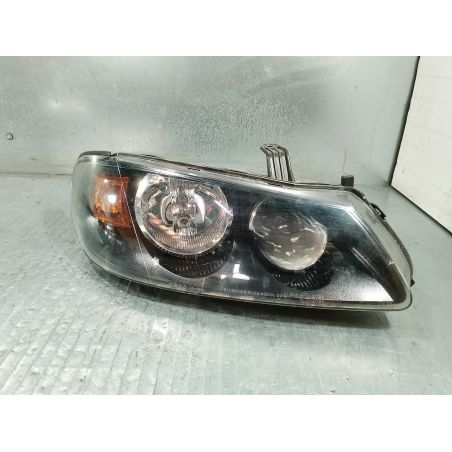 LAMPA PRZÓD PRAWA NISSAN ALMERA N16 1.8 16V 1.8 16V 2002 
