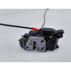 ZAMEK DRZWI PRAWY PRZÓD MERCEDES-BENZ CITAN 109CDI 1461CM 90KM1.5 CDI2014                                            