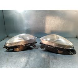 LAMPY PRZÓD KOMPLET CITROEN XSARA PICASSO 1.6 16V20059649557480   9649557380  89310170  89310180                                            