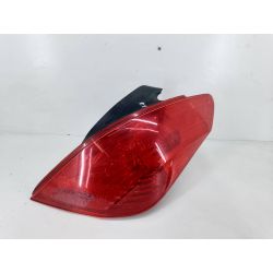 LAMPA TYLNA PRAWA PEUGEOT 308 1.4 16V1.4 16V20099680425680                                            