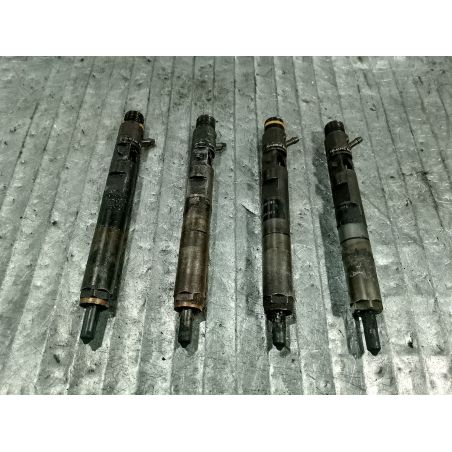 WTRYSKIWACZ NISSAN ALMERA N16 1.5 DCI 1.5 DCI 2003 8200365186  8200049873 