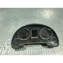 LICZNIK AUDI A4 B6 2.0 TDI20040263626151  036901830                                            