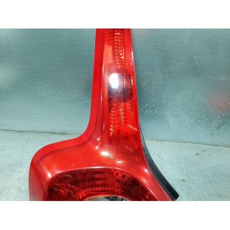 LAMPA TYLNA LEWA VOLVO C30 ( 06-12 ) 1.6 D 115KM 1.6 D 2011 31213913 