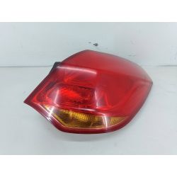 LAMPA TYLNA PRAWA OPEL ASTRA J 1.6 TWINPORT A16XER 115KM1.6 16V2010                                            