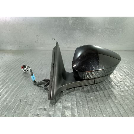 LUSTERKO LEWE SKODA OCTAVIA IV 2.0 TSI 2022 5E3857537 