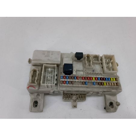 SKRZYNKA BEZPIECZNIKÓW WEWNĘTRZNA VOLVO V50 2.0 D 136KM 2.0 D 2005 30728906 