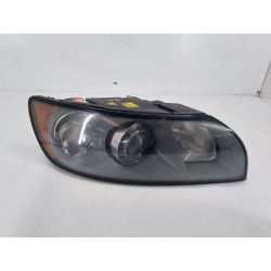 LAMPA PRZÓD PRAWA XENON VOLVO V50 2.0 D 136KM2.0 D200530744682  0301198278  AL                                            