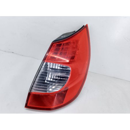 LAMPA TYLNA PRAWA RENAULT GRAND SCENIC ( 03-09 ) 1.9 DCI 130KM 1.9 DCI 2006 8200474327-A  2SK009467-02-37 